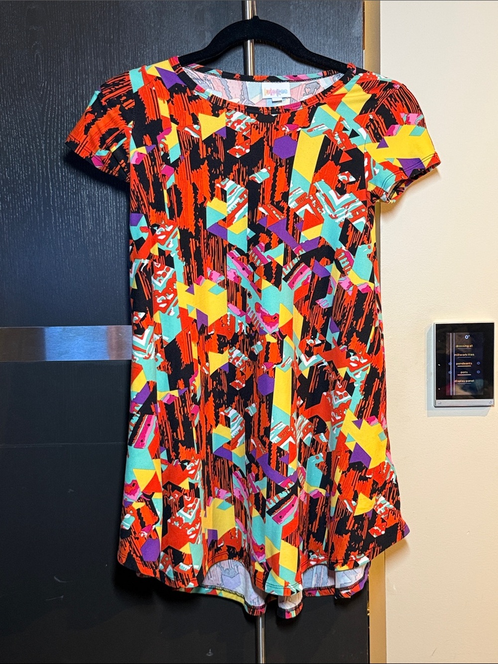 Girls' Bright Geo Print Short Sleeve Dress - Multicolor